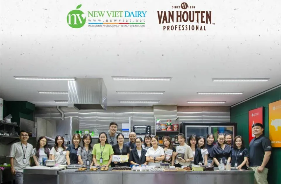 October Training – New look, diverse solutions with Van Houten Professional