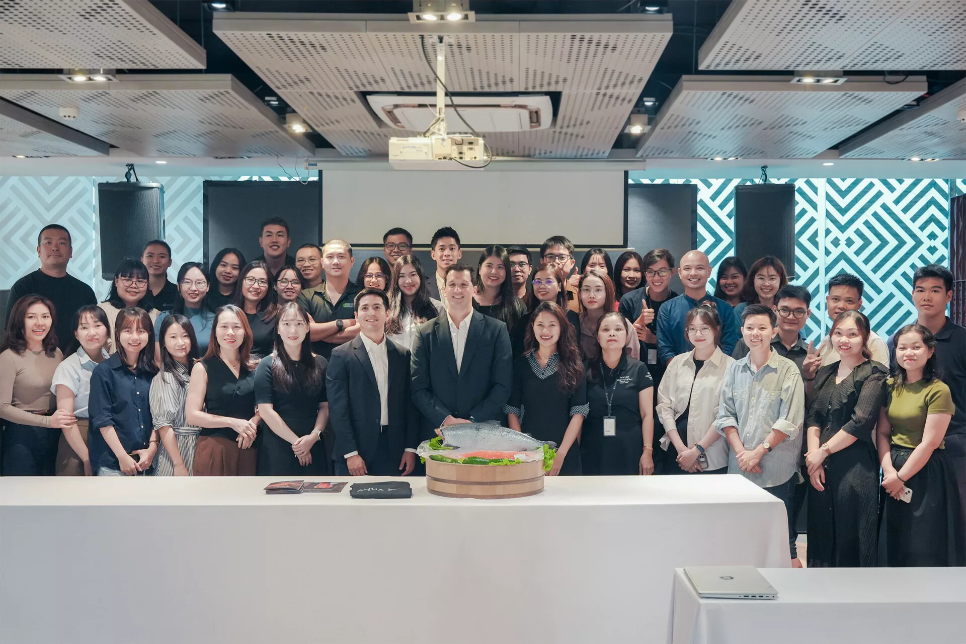 Training & Tasting cá hồi Aqua tháng 6 – Trang bị kiến thức, phát triển thị trường thủy hải sản chất lượng cao