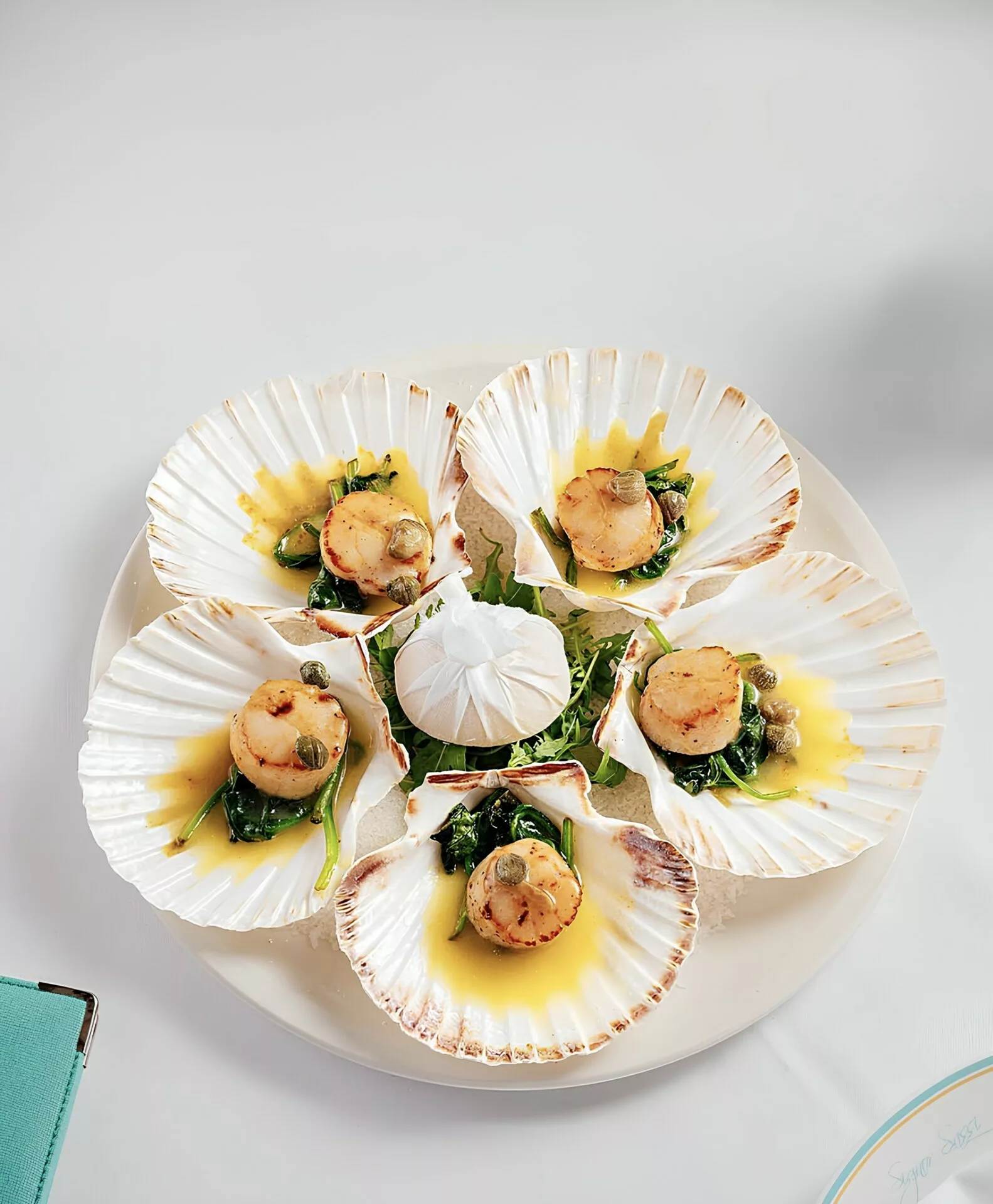 Tapas sò điệp Medina